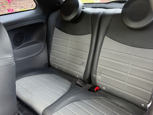 Used 2012 FIAT 500 Sport w/ Safety & Convenience Pkg image 10