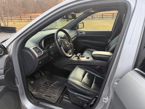 Used 2015 Jeep Grand Cherokee Limited image 6