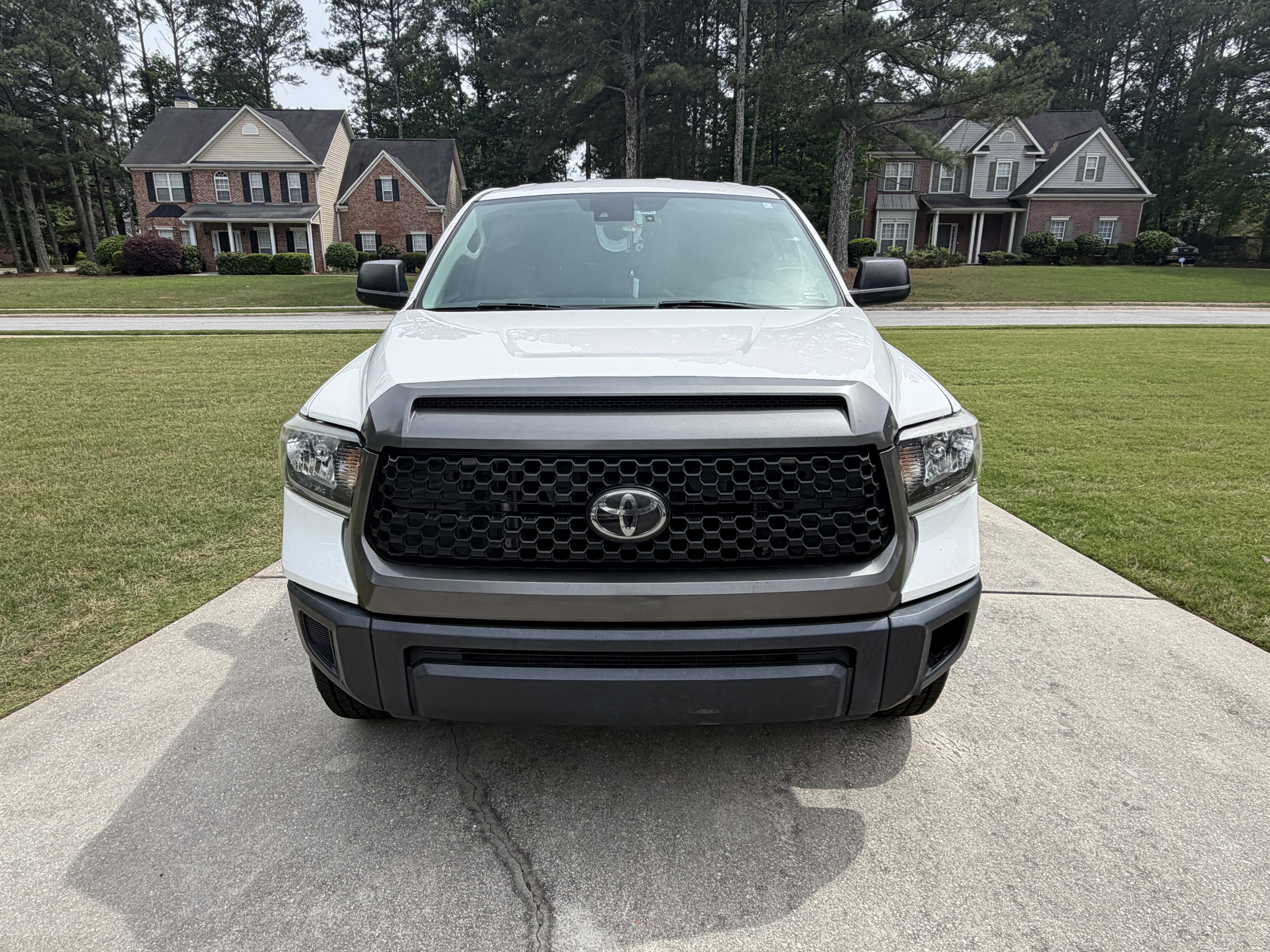 Used 2020 Toyota Tundra SR RWD image 2