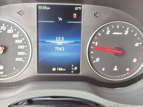 Used 2025 Mercedes-Benz Sprinter 2500 image 6