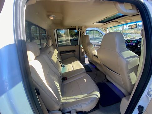 Used 2008 Ford F450 Lariat image 19