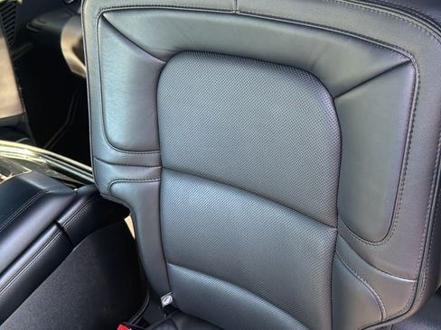 Used 2018 Lincoln Navigator Reserve w/ Technology Package image 23