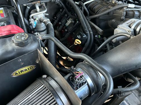 Used 2009 Chevrolet Avalanche LS AWD/4WD image 19