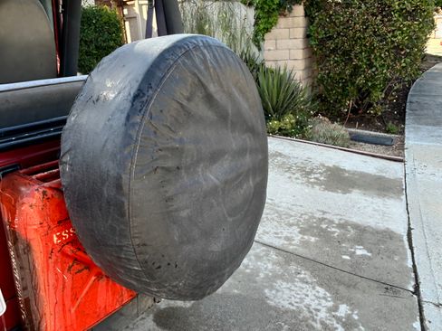 Used 1992 Jeep Wrangler 4WD image 10