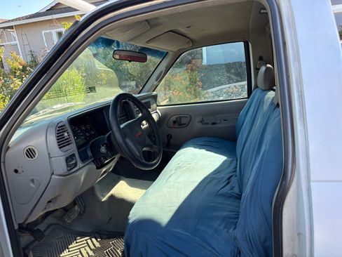 Used 2000 GMC Sierra 2500 2WD Regular Cab HD w/ Marketing Option Pkg 2 image 12