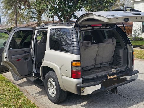 Used 2005 Chevrolet Tahoe LS w/ Preferred Equipment Group image 13