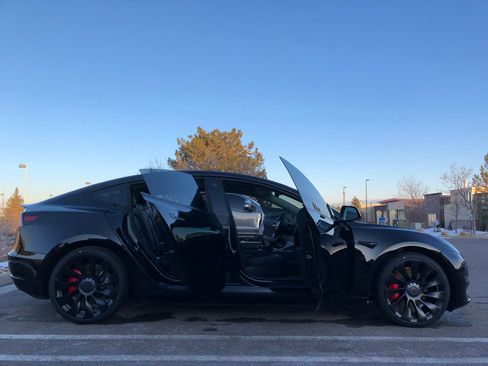 Used 2023 Tesla Model 3 Performance image 21