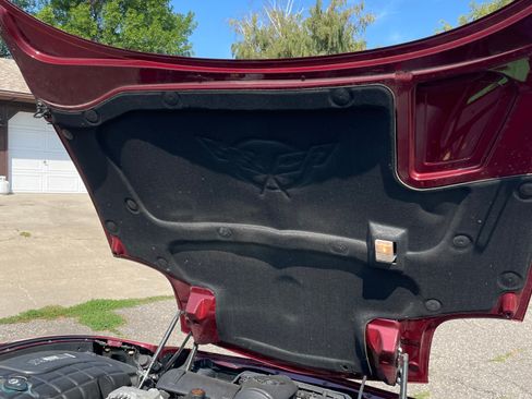 Used 2003 Chevrolet Corvette Coupe w/ Preferred Equipment Group RWD image 10