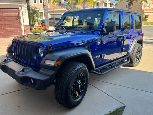 Used 2020 Jeep Wrangler Unlimited Sport S AWD/4WD image 15