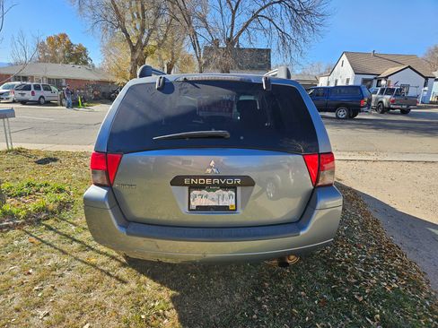 Used 2008 Mitsubishi Endeavor LS image 6