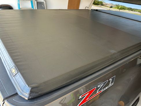 Used 2015 Chevrolet Colorado Z71 AWD/4WD image 22