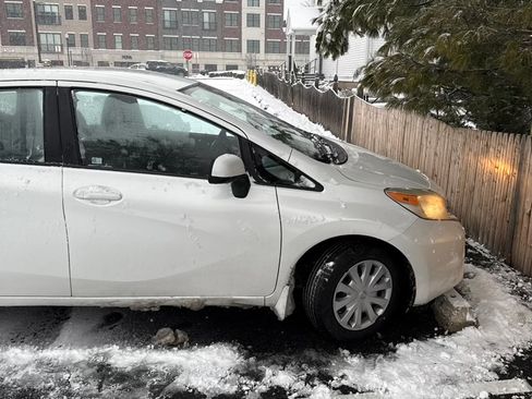 Used 2014 Nissan Versa Note SV w/ Convenience Package image 9
