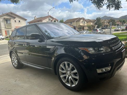 Used 2016 Land Rover Range Rover Sport HSE image 2