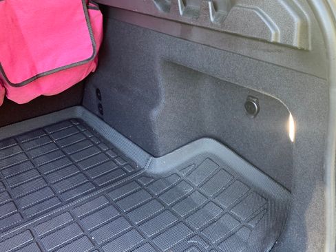 Used 2025 BMW X1 xDrive28i w/ Convenience Package image 15