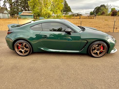 Used 2025 Toyota GR86 Hakone Edition RWD image 2