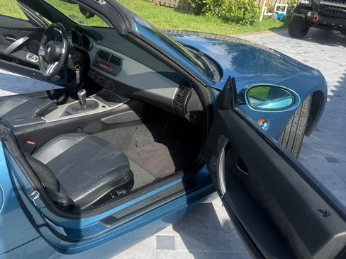 Used 2003 BMW Z4 3.0i RWD image 8