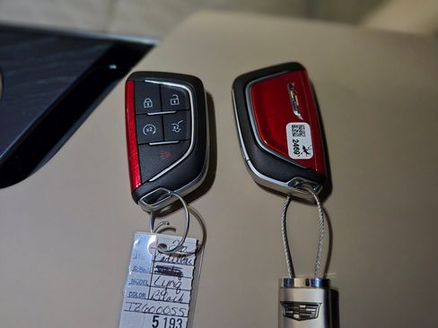 Used 2026 Cadillac Lyriq V image 19