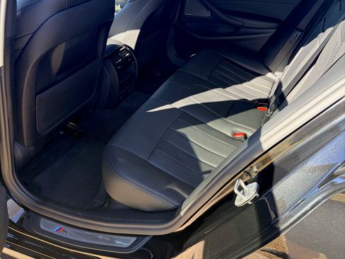 Used 2022 BMW 530i w/ M Sport Package image 15