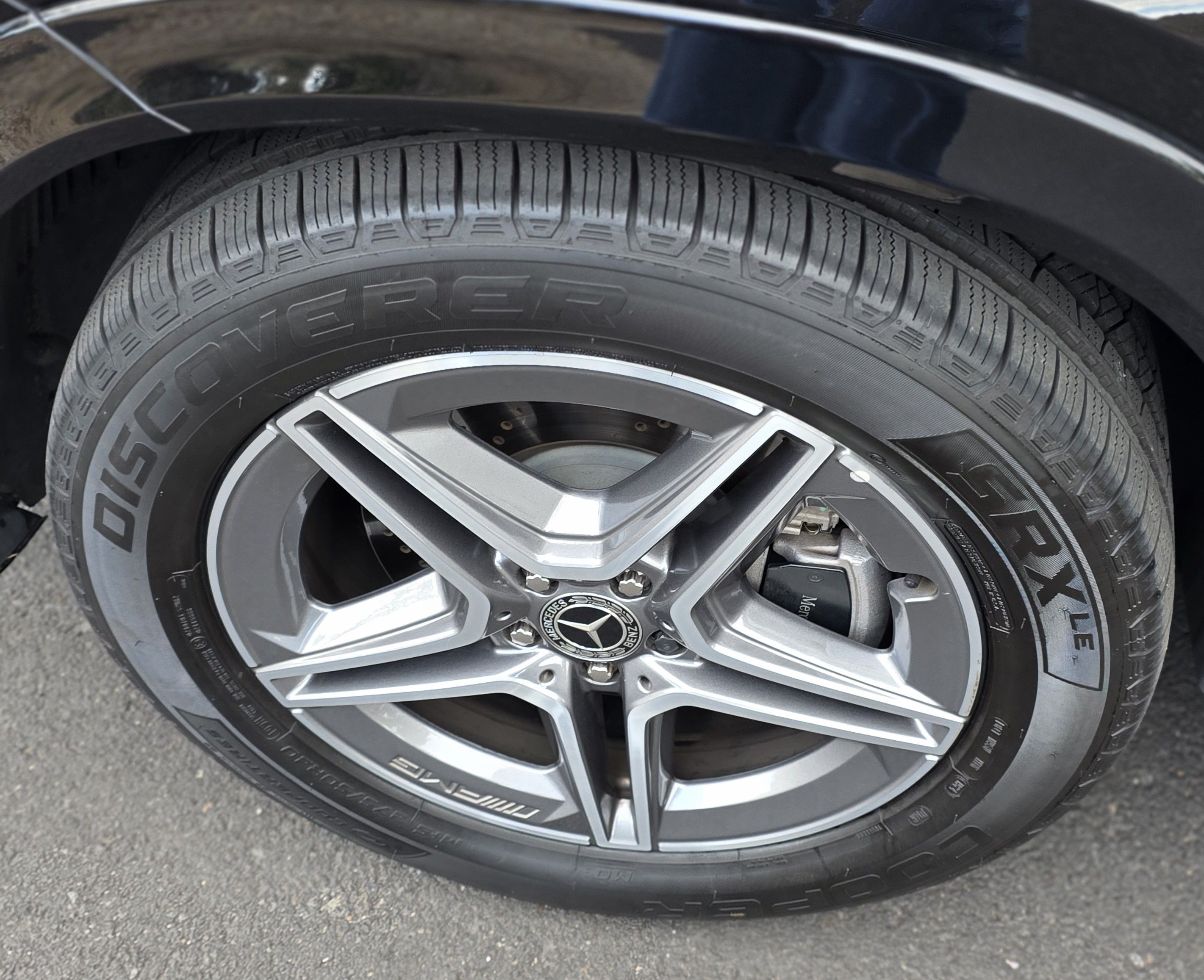 Used 2025 Mercedes-Benz GLE 580 4MATIC image 13
