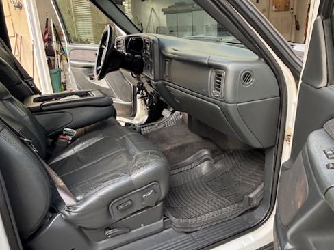 Used 2001 Chevrolet Silverado 1500 LS w/ Off-Road Chassis Pkg image 18