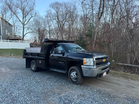 Used 2013 Chevrolet Silverado 3500 W/T w/ Snow Plow Prep Package image 1