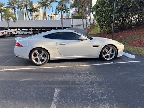 Used 2014 Jaguar XKR R image 14