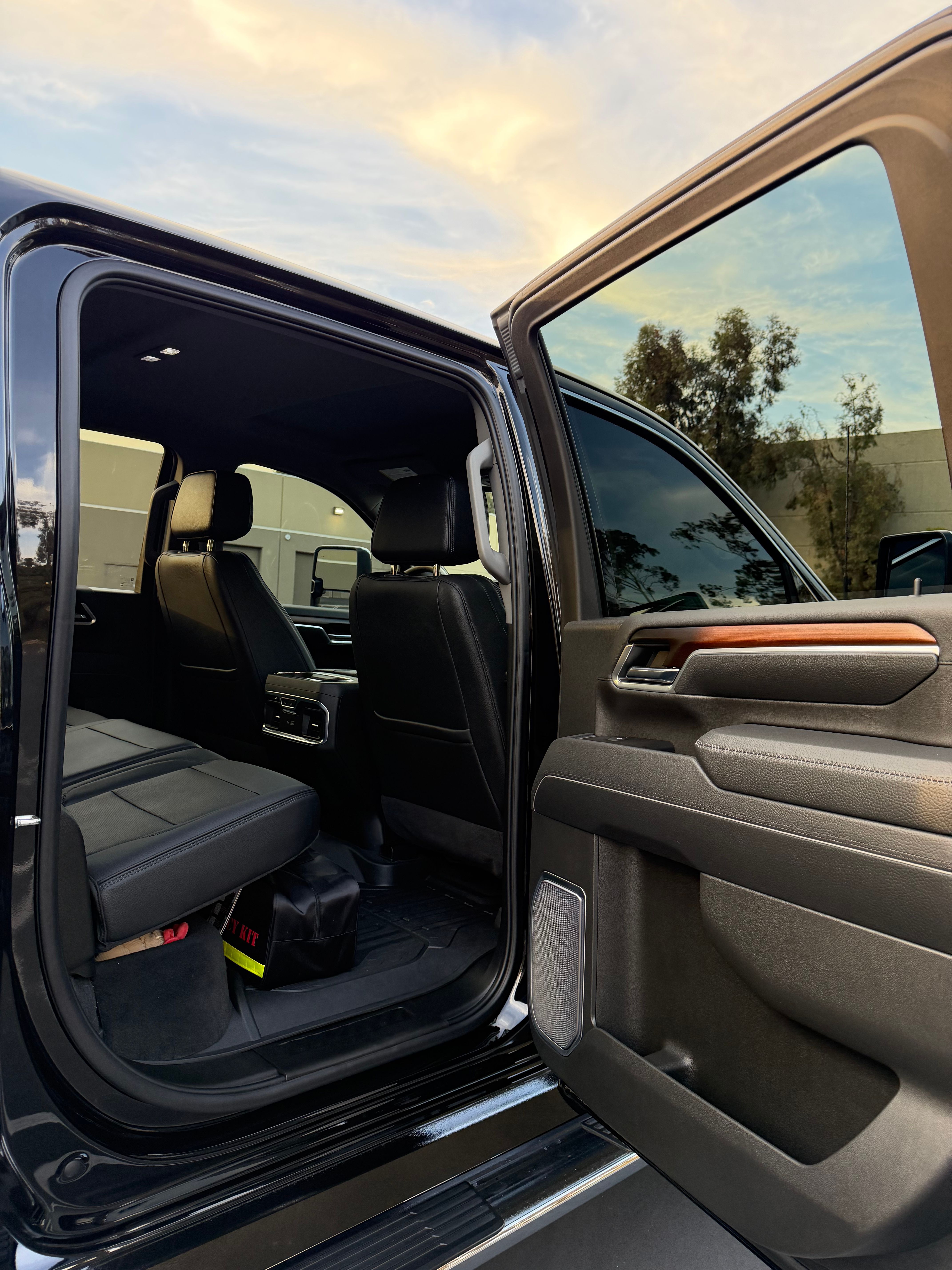 Used 2025 GMC Sierra 2500 Denali w/ Technology Package AWD/4WD image 15
