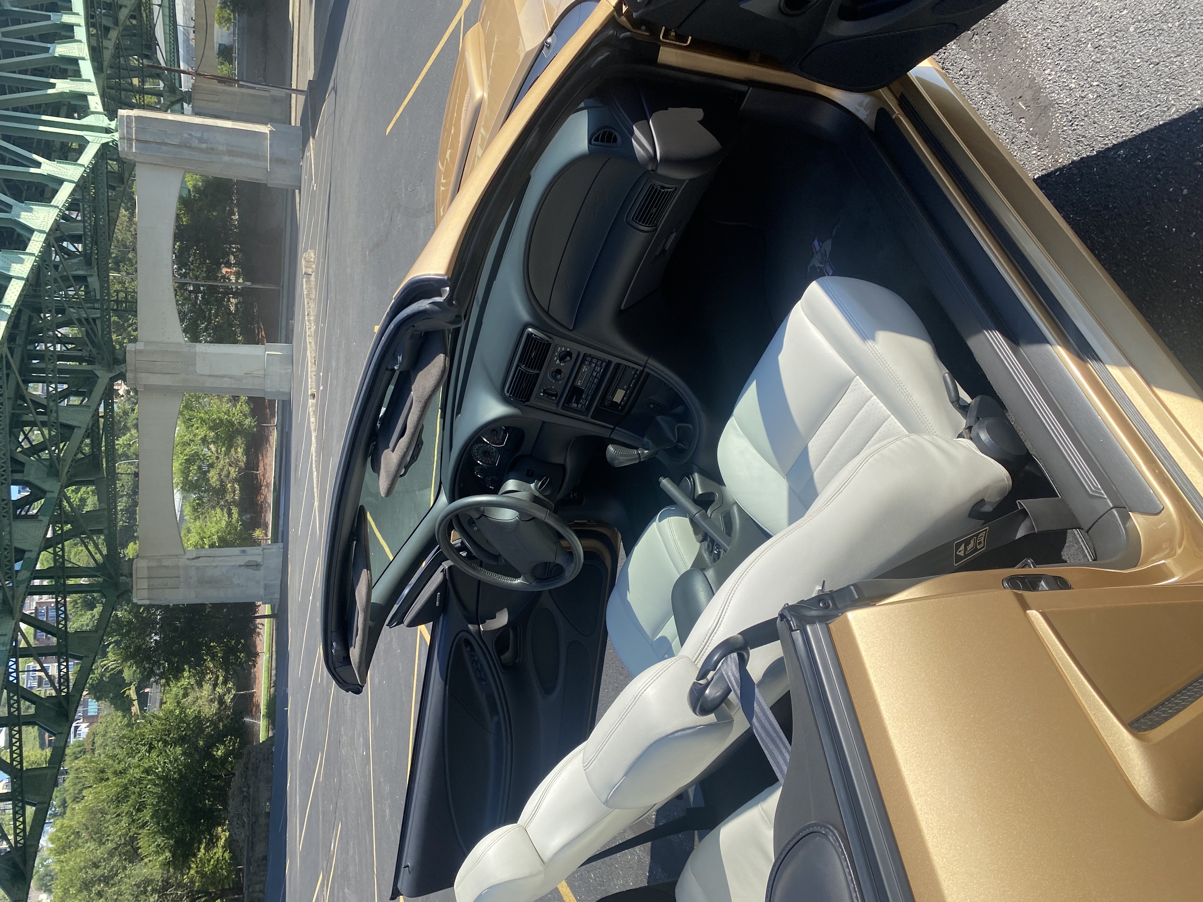 Used 2000 Ford Mustang GT RWD image 13
