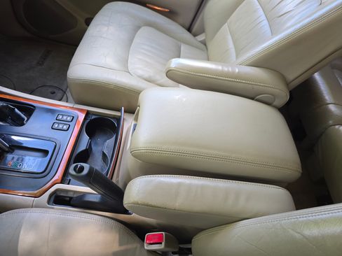 Used 1999 Lexus LX 470 4WD image 27