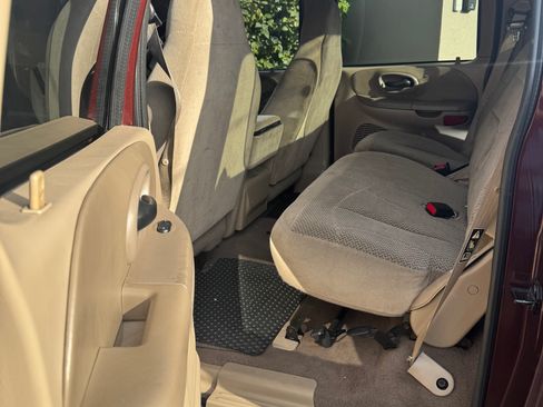 Used 2001 Ford F150 2WD SuperCrew image 12