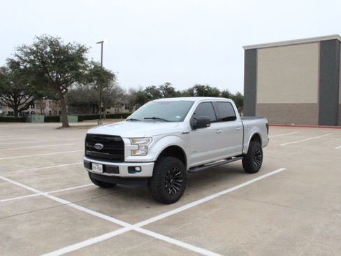 Used 2016 Ford F150 XLT w/ Equipment Group 301A Mid image 2