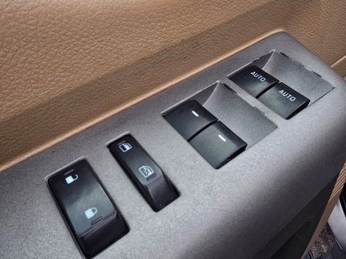 Used 2013 Ford F350 Lariat w/ FX4 4X4 Off-Road Pkg image 16