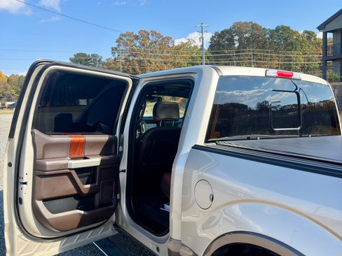 Used 2018 Ford F150 King Ranch w/ Equipment Group 601A Luxury image 18