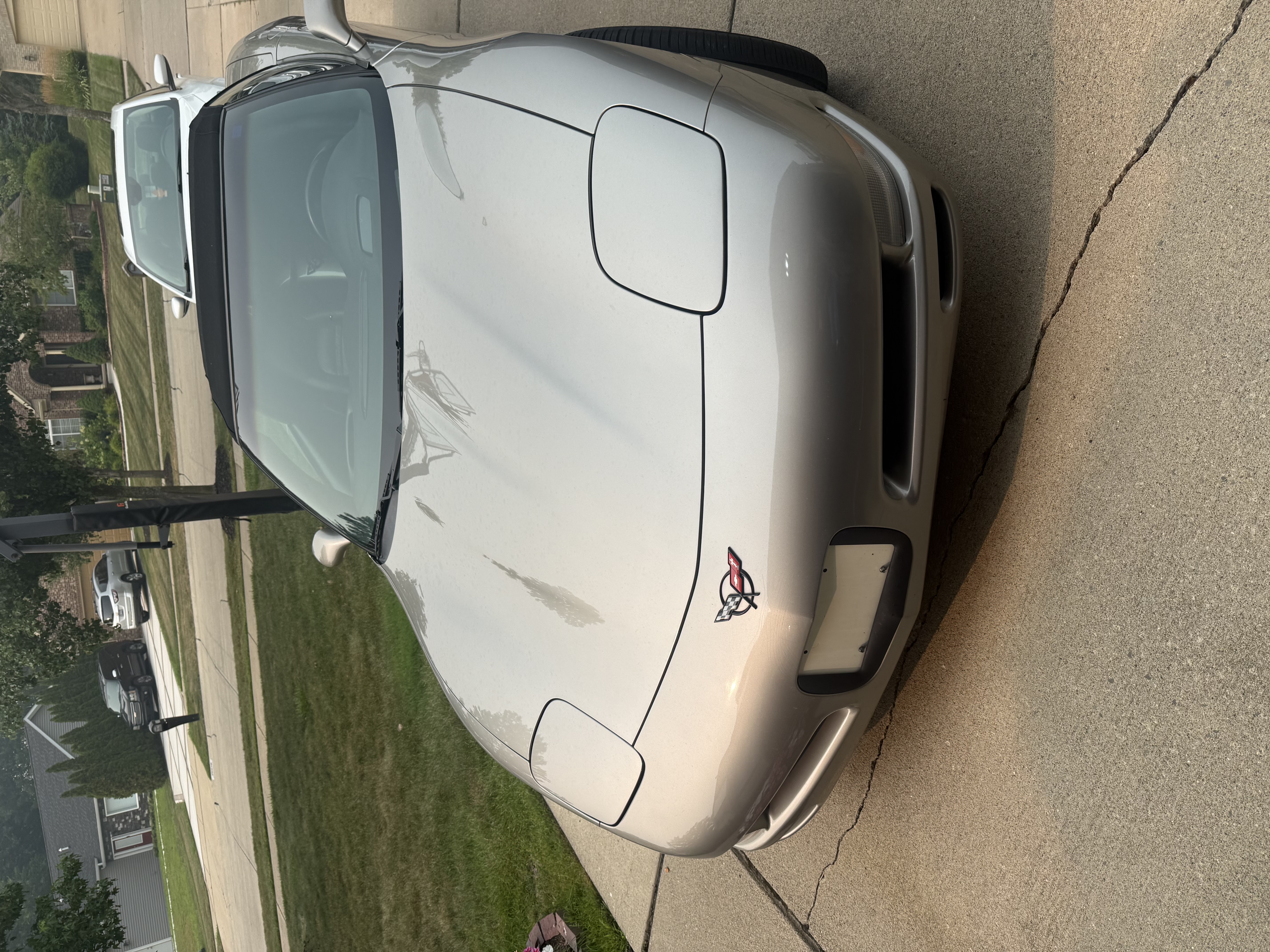 Used 2000 Chevrolet Corvette Convertible w/ Memory Pkg RWD image 4