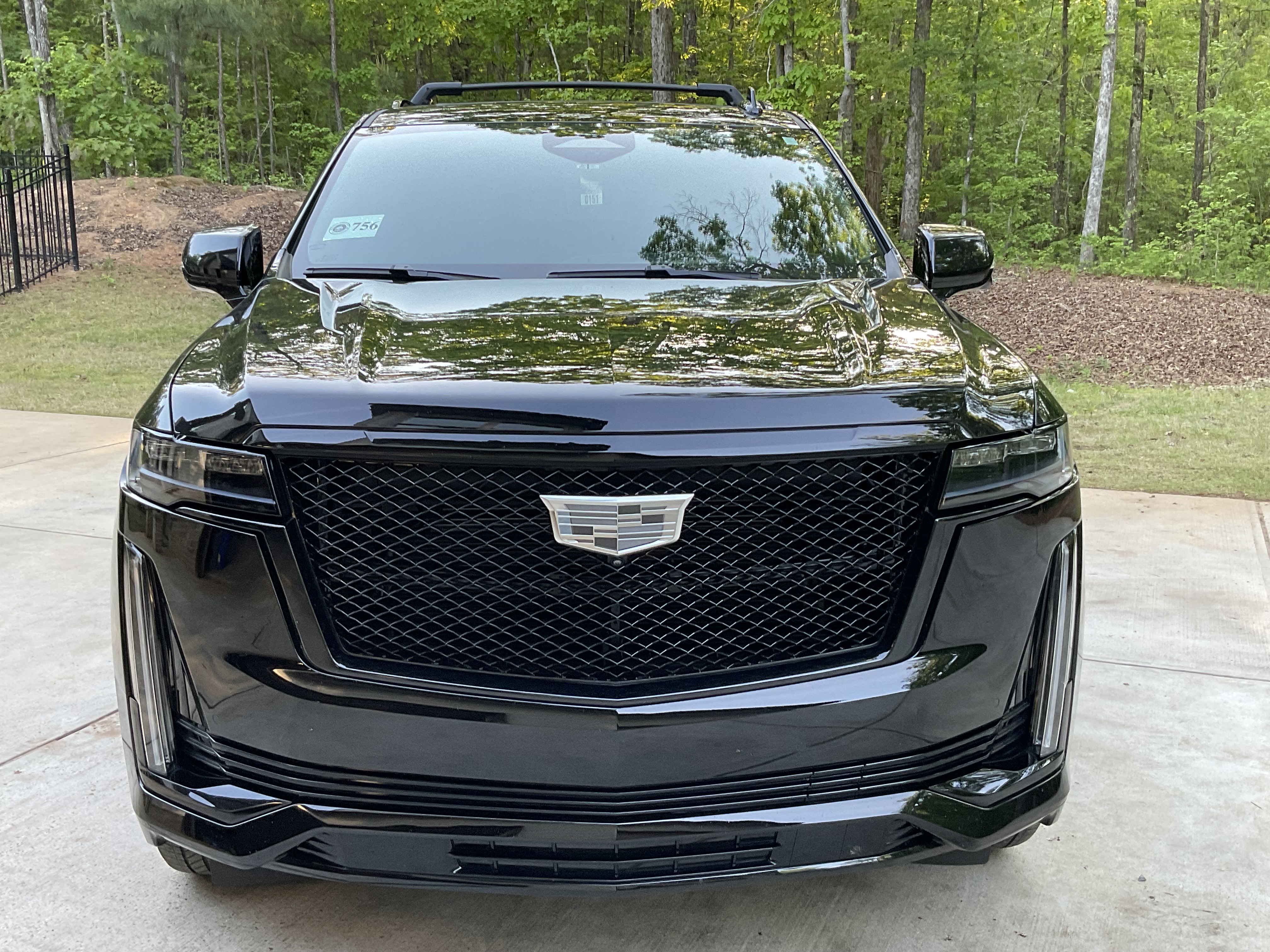Used 2024 Cadillac Escalade ESV Sport w/ LPO, ONYX Package AWD/4WD image 12