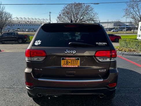 Used 2018 Jeep Grand Cherokee Limited image 4