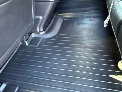 Used 2018 Ford F150 XLT w/ Equipment Group 302A Luxury image 13