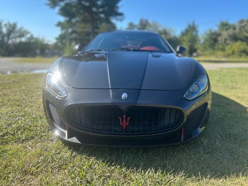 Used 2013 Maserati GranTurismo Sport image 16