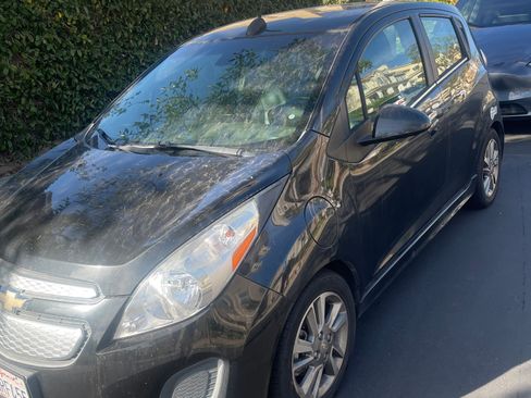 Used 2016 Chevrolet Spark LT image 1