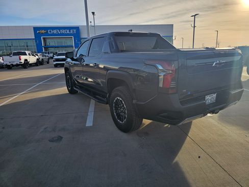 Used 2026 Chevrolet Silverado EV Trail Boss w/ Plus Package image 2