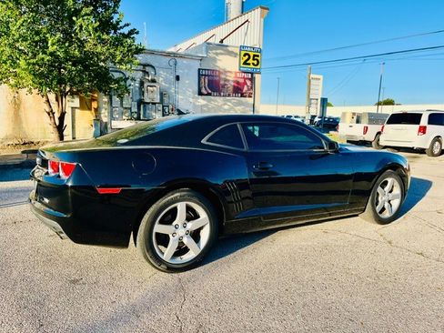 Used 2010 Chevrolet Camaro LS image 5