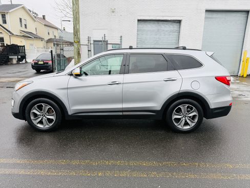 Used 2013 Hyundai Santa Fe GLS image 13