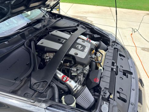 Used 2015 Nissan 370Z Touring Sport RWD image 16