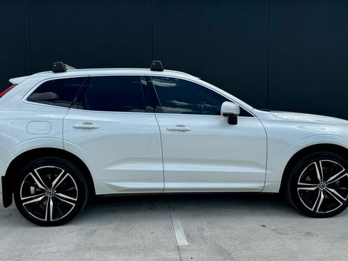 Used 2018 Volvo XC60 T6 R-Design w/ Convenience Package AWD/4WD image 4