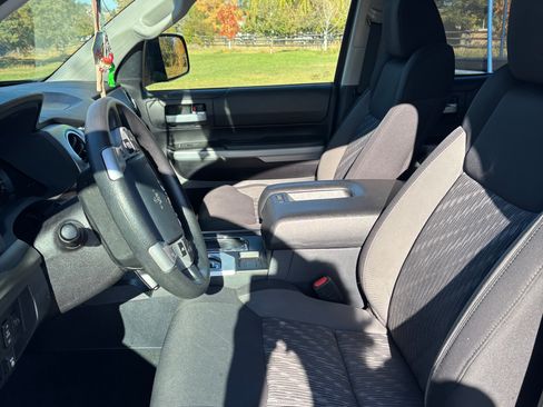 Used 2020 Toyota Tundra SR5 image 23