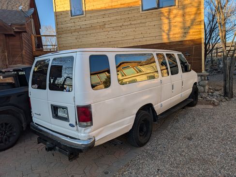Used 1995 Ford E-350 and Econoline 350 Club Wagon image 5