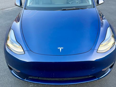 Used 2024 Tesla Model Y Long Range image 8