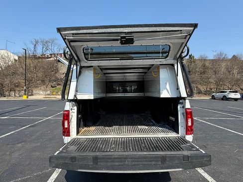 Used 2021 Ford F150 XLT w/ Equipment Group 302A High image 6