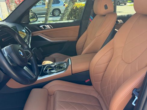 Used 2024 BMW X5 sDrive40i w/ M Sport Package image 15