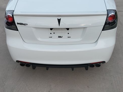 Used 2009 Pontiac G8 GXP image 5